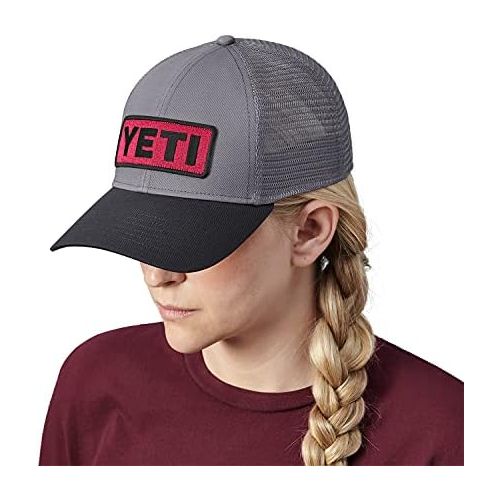 예티 YETI Logo Badge Mid-Profile Trucker Hat