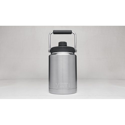 예티 YETI Rambler Vacuum Insulated Stainless Steel Half Gallon Jug with MagCap
