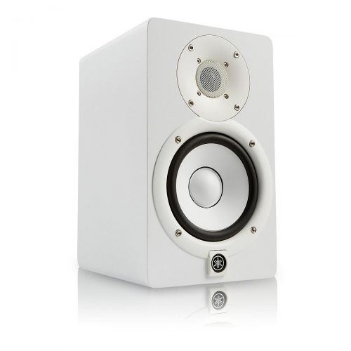 야마하 Yamaha},description:Ever since the 1970s the iconic white woofer and signature sound of Yamahas nearfield reference monitors have become a genuine industry standard for a reason -