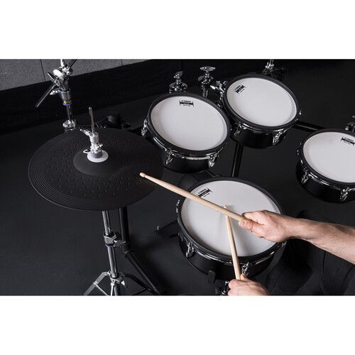 야마하 Yamaha DTX8K-M Electronic Drum Kit with Wood-Shell Mesh Pads and DTX-PRO Drum Module (Black Forest)