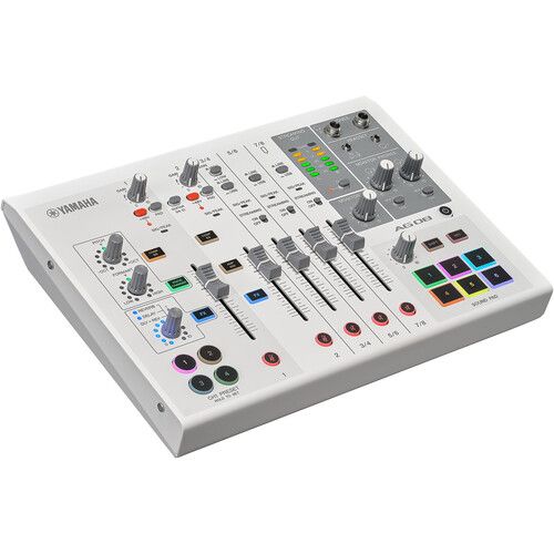 야마하 Yamaha AG08 All-In-One 8-Channel Streaming Station Kit with Mic, Broadcast Arm, and Headphones (White)