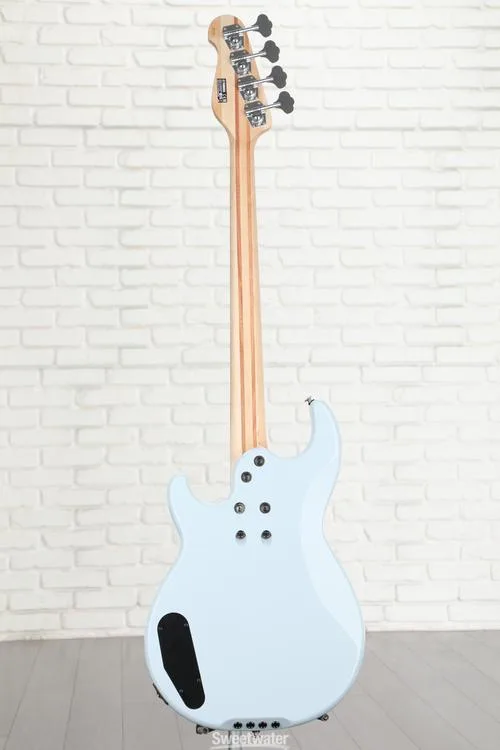 야마하 Yamaha BB434 Bass Guitar - Ice Blue