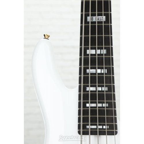 야마하 Yamaha BBNE2 Nathan East Signature 5-string Bass - White