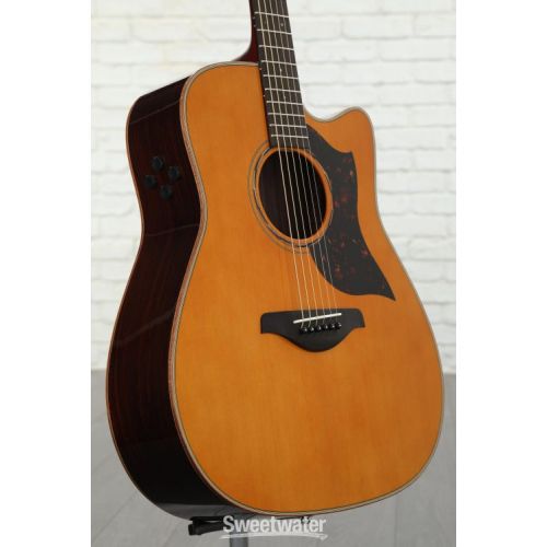 야마하 Yamaha A3R ARE Dreadnought Cutaway - Vintage Natural