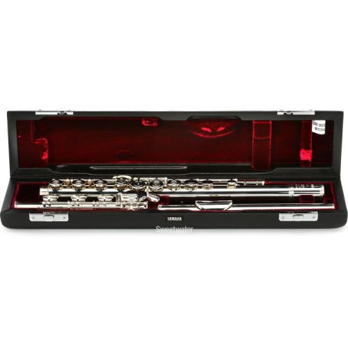 야마하 Yamaha YFL-677H Professional Flute - Split E and Gizmo Key