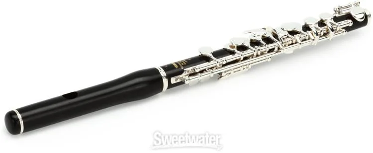 야마하 Yamaha YPC-62 Professional Piccolo with Silver-plated Keys