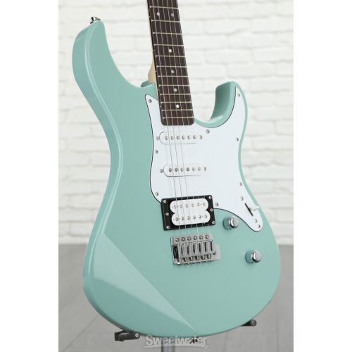 야마하 Yamaha PAC112V Pacifica Electric Guitar - Sonic Blue