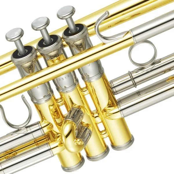 야마하 Yamaha YTR-8345II Xeno Professional Bb Trumpet - Large Bore - Gold Brass Bell - Clear Lacquer