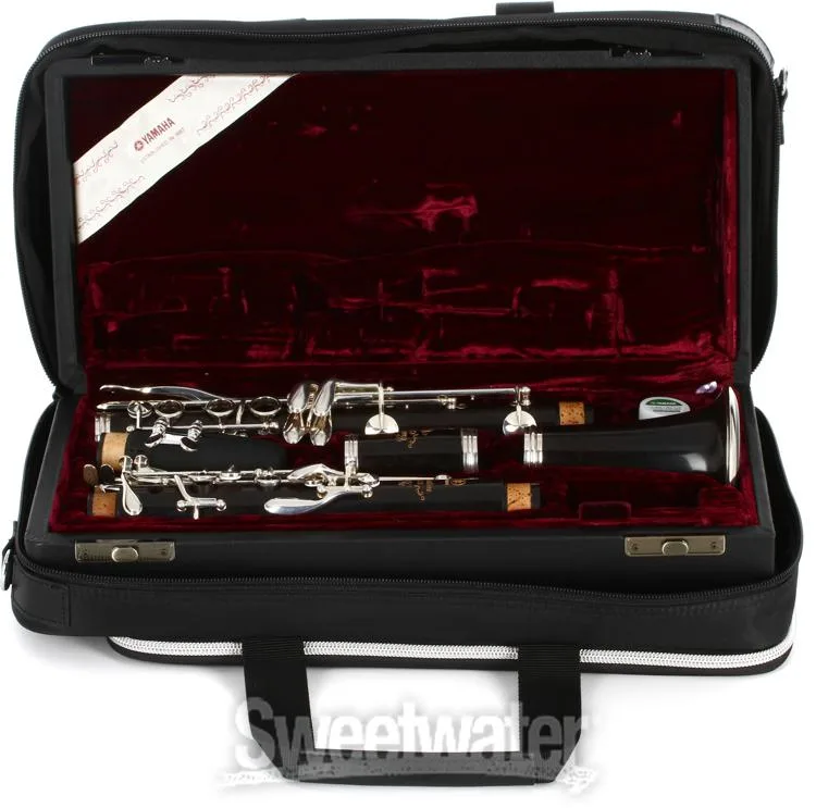 야마하 Yamaha YCL-CSVR Professional Bb Clarinet with Silver-plated Keys