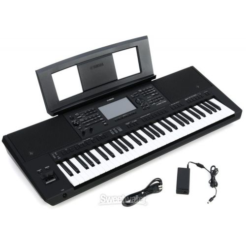 야마하 Yamaha PSRSX700 61-key Arranger Workstation Essentials Bundle