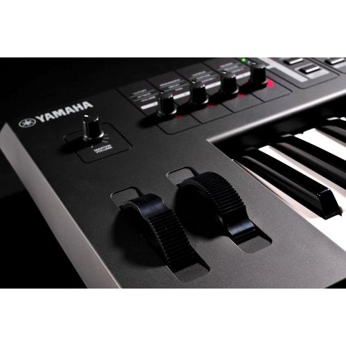 야마하 Yamaha MX61 61-Key Keyboard Production Station