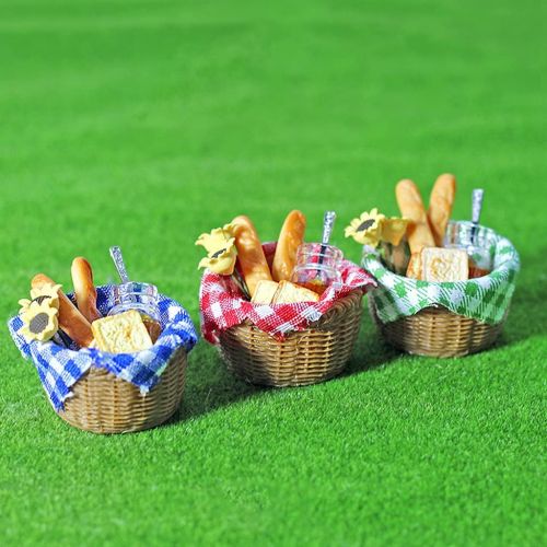  Yiju 1/12 Food Miniature Decor Dollhouse Miniature Food Bread Honey in Basket & Picnic Cloth Set for Dollhouse Decoration Toy Display Props Model - Red Plaid