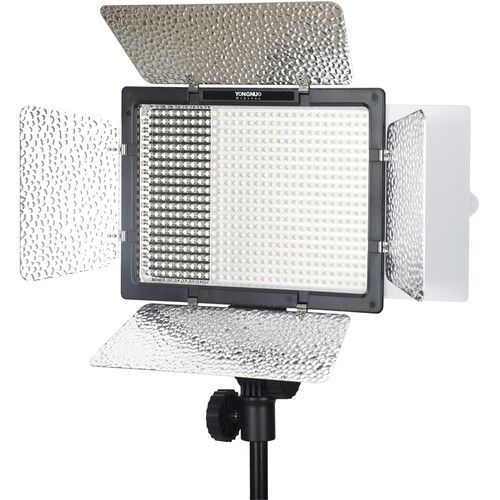  Yongnuo YN600LED Daylight Video Light