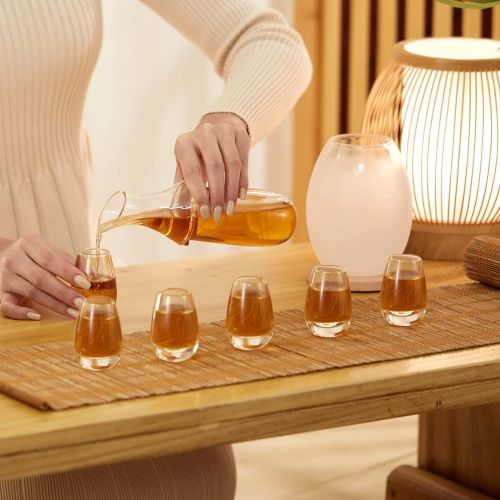  [아마존베스트]ZENS Sake Set Glasses, 8.5 Ounce Sake Carafe Cups with 4 Saki Cup Set for Warmer or Cold Japanese Wine with Stone Coaster Gift Sets