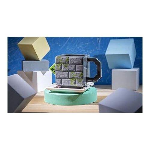  Zak Designs Minecraft Ceramic Sculpted Mug and Plate Set for Coffee, Tea, Breakfast or Dessert, 3D Character Collectible Keepsake (2-Piece, Non BPA, Creeper)