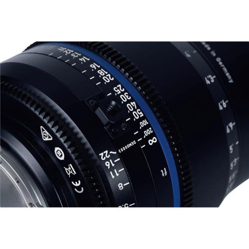  Zeiss 28mm T2.1 CP.3 Compact Prime Cine Lens (Feet) with PL Bayonet Mount