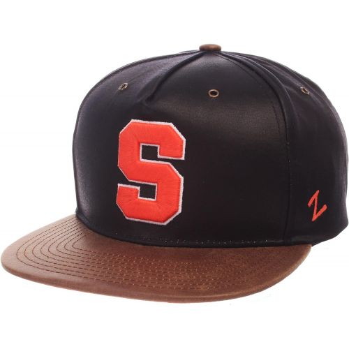  [아마존베스트]Zephyr Adult Men Tribute Heritage Collection Hat, Team Color/Cracked Leather, Adjustable