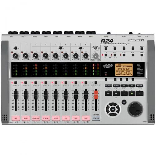  Zoom},description:Zoom takes its revolutionary R16 and turbocharges it with a sampler and drum machine, 8 additional recording tracks and 6 channels of phantom-power on the all-new