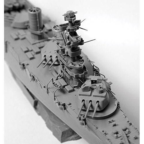  Zvezda Models 1350 Soviet WWII Battleship MARAT Model Kit