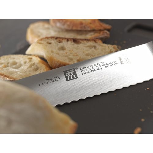  Besuchen Sie den Zwilling-Store Zwilling 33606-201-0 Pure Brotmesser, Rostfreier Spezialstahl, Zwilling Sonderschmelze, Kunststoff, 200 mm, schwarz