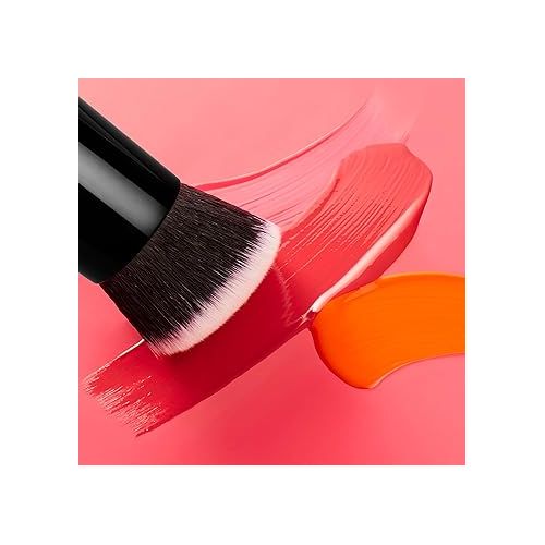  e.l.f. Camo Liquid Blush Brush, Angled Blush Brush Ideal For Applying & Blending Colors On Cheeks, Soft, Dense Bristles, Vegan & Cruelty-free