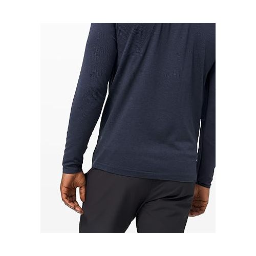  lululemon Mens Metal Vent Tech 1/2 Zip Long Sleeve Shirt (Mineral Blue/Nautical Navy, S)