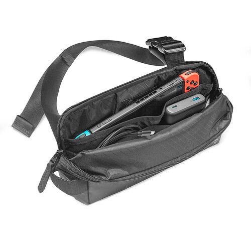  tomtoc Explorer-T21 Sling Bag (Black, 4L)