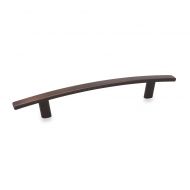 Richelieu 5-Inch Transitional Metal Handle Pull in Brushed Oil-Rubbed Bronze