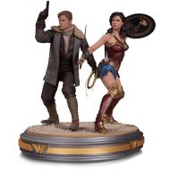 Toywiz DC Wonder Woman & Steve Trevor 12-Inch Statue