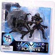 Toywiz McFarlane Toys Alien vs Predator Alien vs. Predator Movie Playsets Celtic Predator Throws Alien Action Figure Set