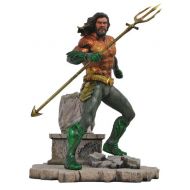 Toywiz DC Gallery Aquaman 9-Inch Collectible PVC Statue [Movie Version] (Pre-Order ships February)