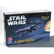 Unknown AMT - Star Wars X-Wing Fighter