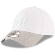 Men's New York Yankees New Era White Tone Tech Redux 2 39THIRTY Flex Hat