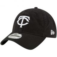 Men's Minnesota Twins New Era Black Core Classic Twill 9TWENTY Adjustable Hat