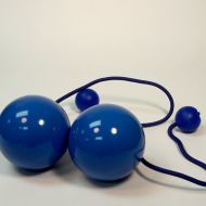 Play Pair of Contact GIGA Poi with 100mm Stage Ball -Blue