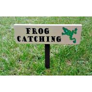 ThePaperPlaceAndMore Fish Pond Signs, Frog Signs, Fish Pond Decor, Frog Decor, Frog Lovers, Outdoor Wood Signs, Garden Signs, Frog Yard Art, Pond Decor,