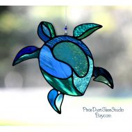 PixieDustGlassStudio Sea Turtle, Stained Glass Sea Turtle Suncatcher, Tropical Honu Sun Catcher, Polynesian Style, Sea life, Coastal Suncatcher, Glass Sea Turtle