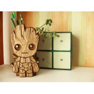 /Carpinterowood Wooden Baby Groot Holder Hand Carved Baby Groot holder Carved Baby Groot holder Stand Desk Baby Groot pencil holder Guardians of the Galaxy