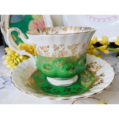  Tantiqi Royal Albert Teacup and Saucer, Regal Series Green with Gold Floral Filigree, Vintage China, Gift for Her, Hostess Gift, Christmas Gift