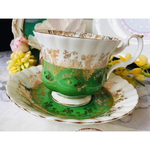  Tantiqi Royal Albert Teacup and Saucer, Regal Series Green with Gold Floral Filigree, Vintage China, Gift for Her, Hostess Gift, Christmas Gift