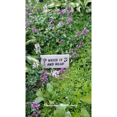  ChawinsWorkshop Weed it and reap Garden Sign Gift for Gardener Garden Decor Garden Decoration Novelty Sign Funny Garden Sign Pun Weeds Cute Gardening Sign