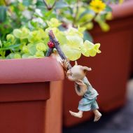 /MiniaturExpressions Garden Pixie Flower Pot Hugger - Miniature Fairy Garden Supply
