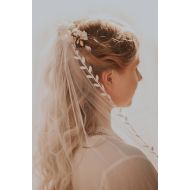 /Whichgoose Bridal veil, Tulle veil fingertip, Leaf ribbon trim veil, Elbow length bridal veil, Floor length, chapel cathedral, Boho woodland veil