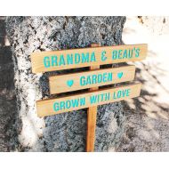 TheCommonSign Custom Garden Sign, 3 small planks on 1 stake, Personalized Garden Sign, grown with love