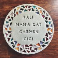 Theirheartsandbones personalized stepping stone with mosaic glass rim (large) secondaries
