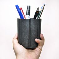/MicaRicaShop Modern geometric pencil holder concrete in black white grey and pink, toothbrush holder, cement office decor modern, pen holder for desk