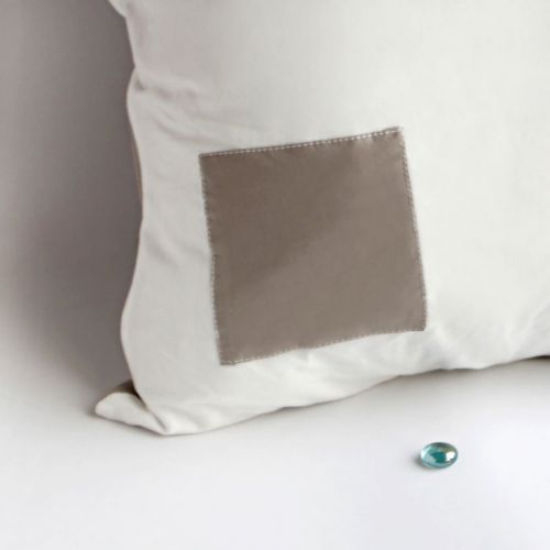  Blancho Bedding Pure Heart Knitted Fabric Patch Work Pillow Floor Cushion 19.7 by 19.7 inches