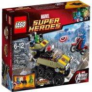 LEGO Super Heroes Captain America vs. Hydra Play Set