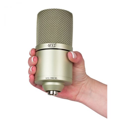  MXL},description:The MXL 990XL condenser microphone is an enhanced version of MXLs popular 990 mic. This new microphone is now available with a large 32mm capsule. The larger diaph
