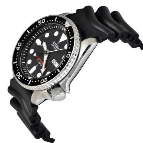 세이코 Seiko Mens SKX007J1 Diver Automatic Black Rubber Watch by Seiko